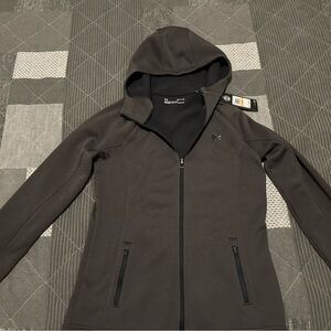 NWT Women’s Under Armour Cold Gear Zip up Sweatshirt Sz Small